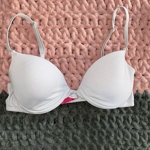 Wear everything Demi Bra 34B Victoria’s Secret